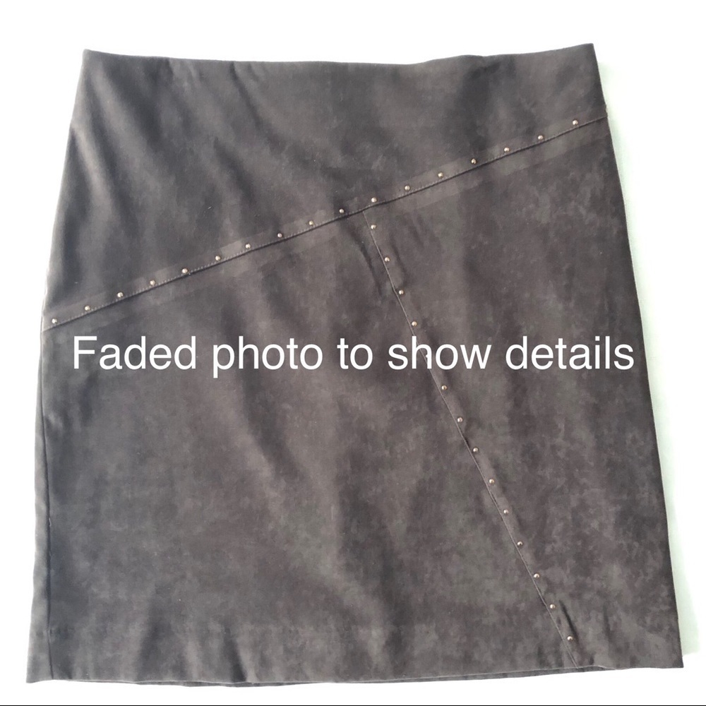 Laura Petites Made in Canada Festival brown faux suede midi skirt rivets. Large - Picture 7 of 9
